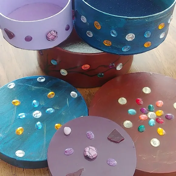 Handcraftered Storage Rounds - Picture 10 of 10